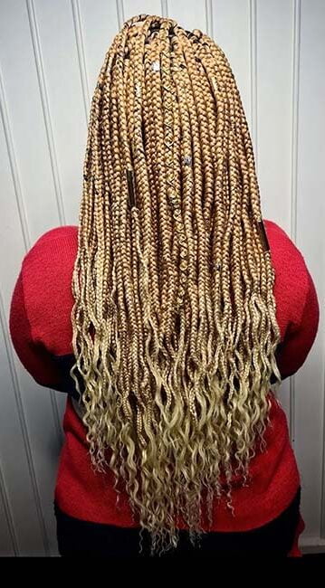 Blonde Goddess Knotless Braids 