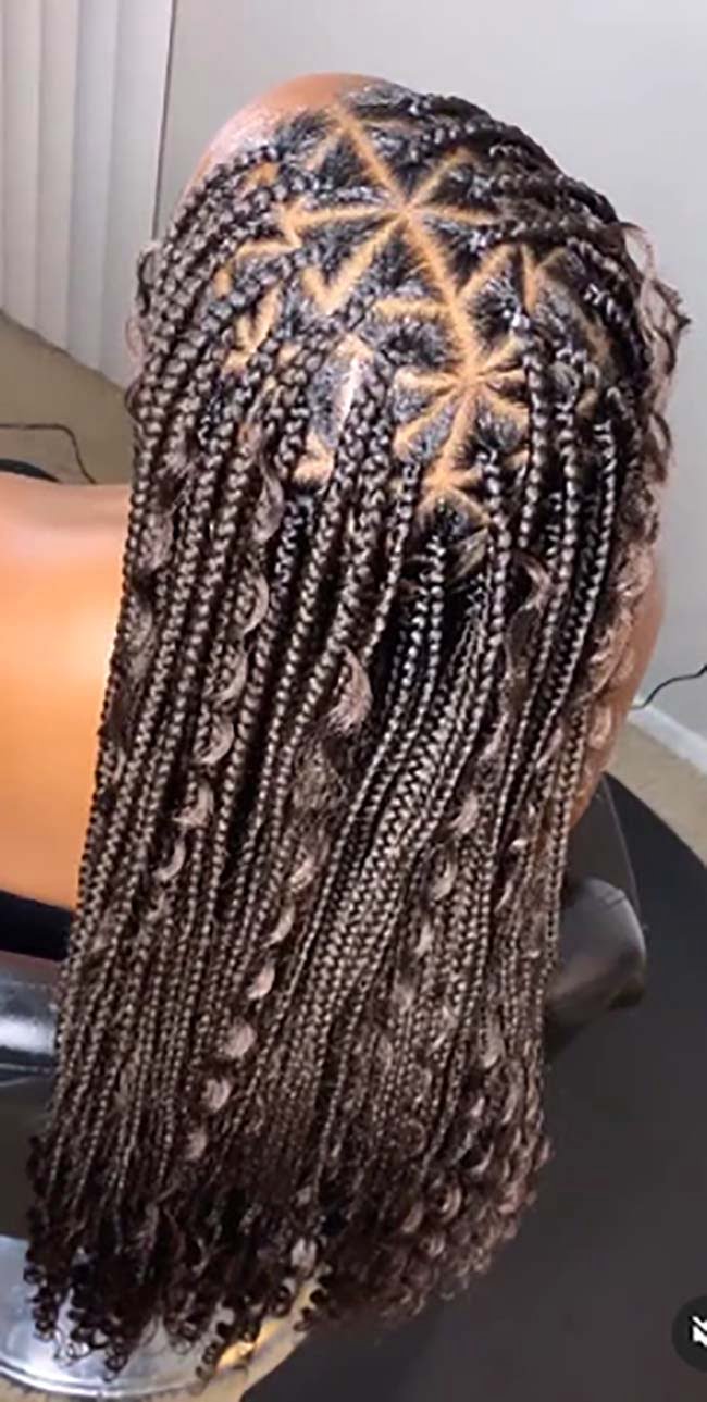 Medium Goddess Knotless Braids 