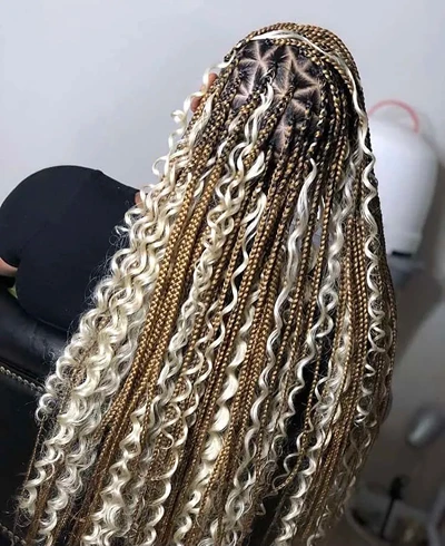 Mixed colors bohemian knotless braids