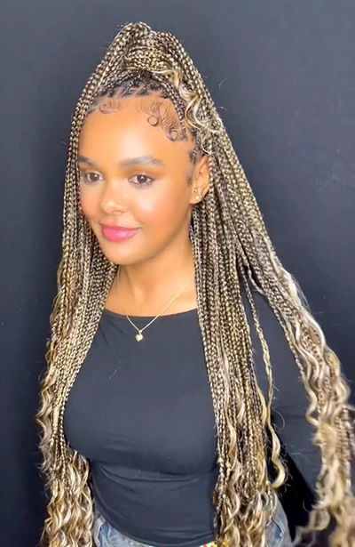 ash blonde knotless braids